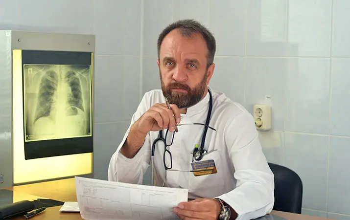 Евгений Бобко: «Наладить контакт с пациентом — значит повысить шансы на благополучный исход»